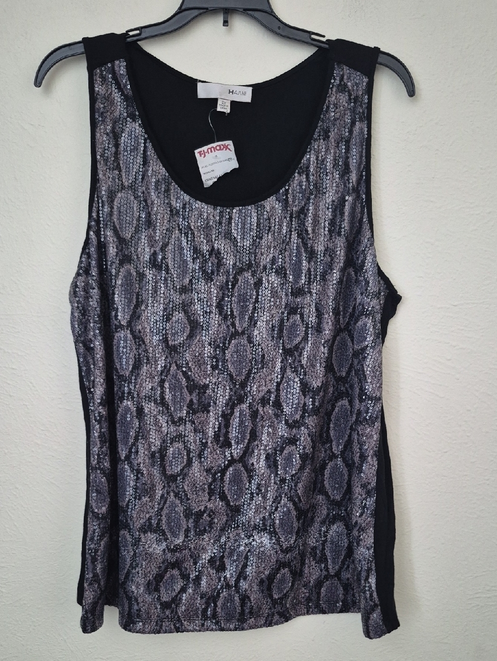 Haani Black and Silver Sequin Animal-Print Sleeveless Tank